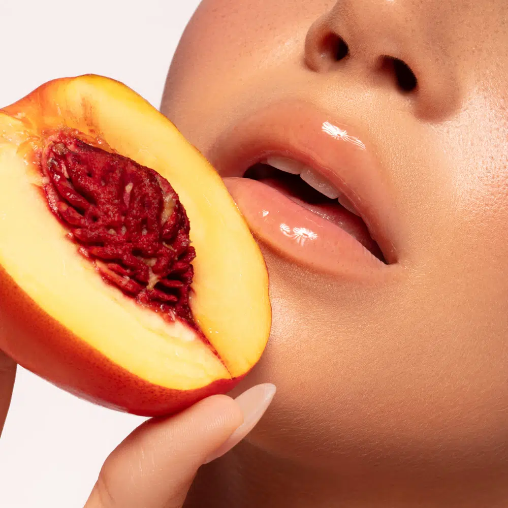 MIA MAKEUP ELLY CRUSH LIP GLASS 03 PEACH GLOW lūpų blizgis, 14 ml