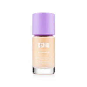 NEJHA švytėjimo suteikianti drėkinamoji ir stipriai maskuojanti kreminė pudra (W05 Sand) SUPERNOVA, 27ml