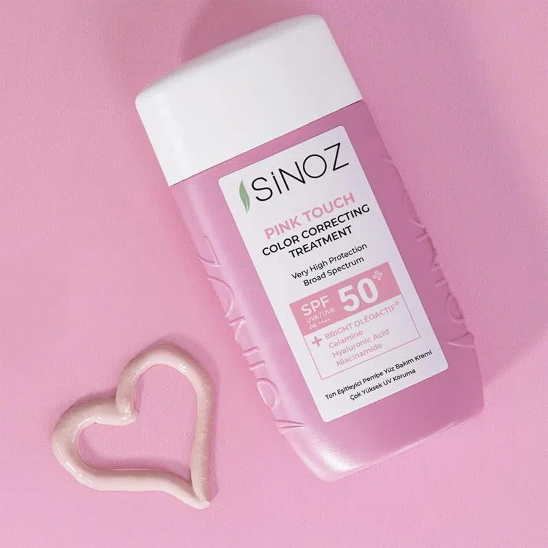 SINOZ PINK TOUCH atspalvį koreguojantis veido kremas SPF50+, 50 ml