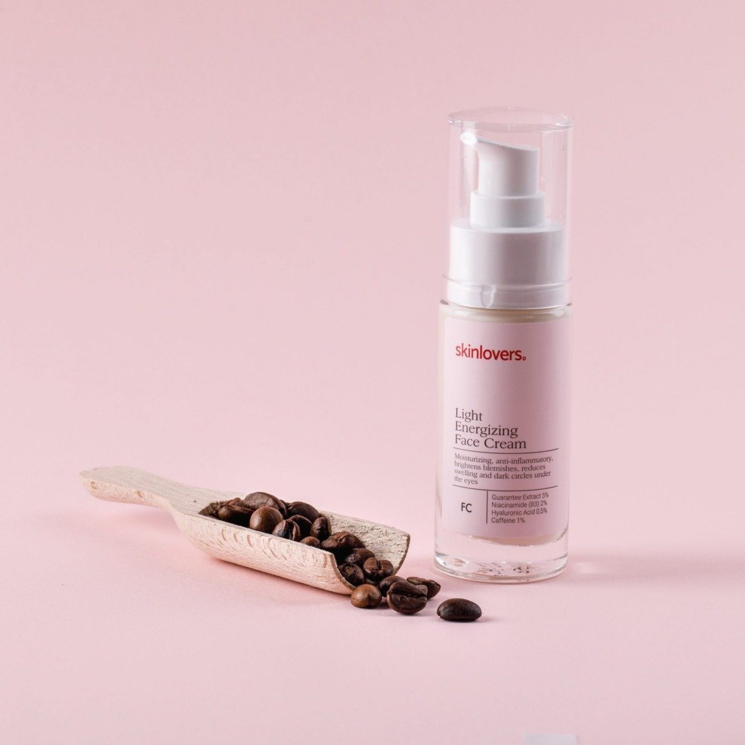 SKINLOVERS LIGHT ENERGIZING FACE CREAM drėkinantis veido kremas su hialurono rūgštimi, 30ml